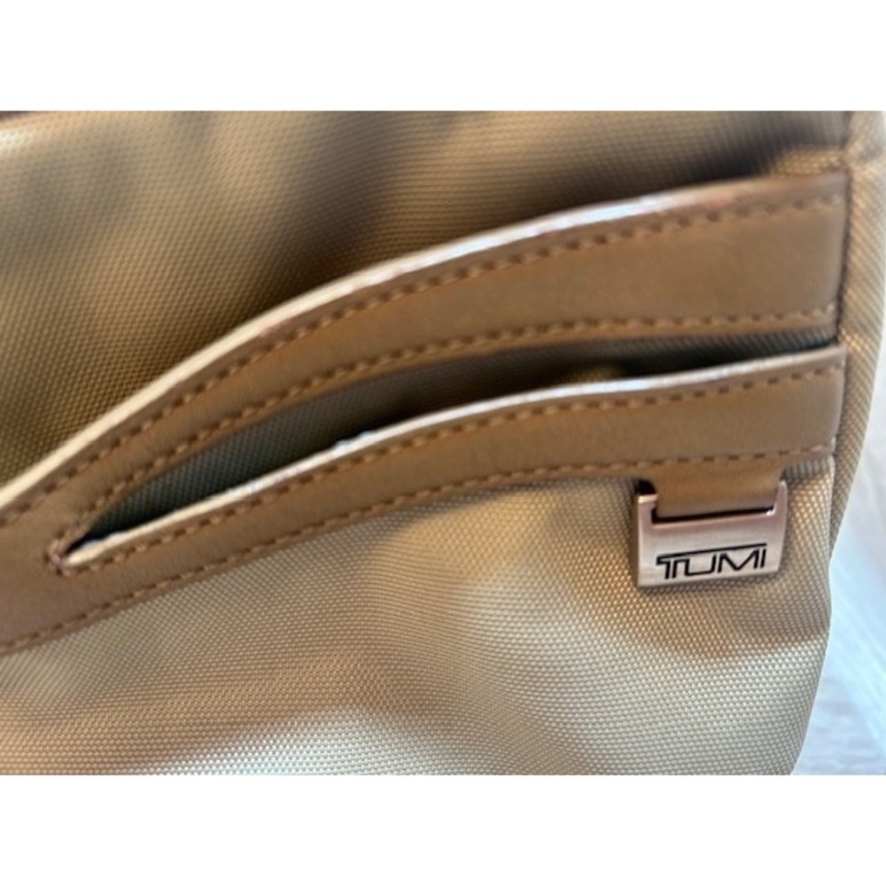 Tumi Ballistic Nylon w/Leather Trim Purse Bag Tan w/Blue Lining - Picture 2 of 9